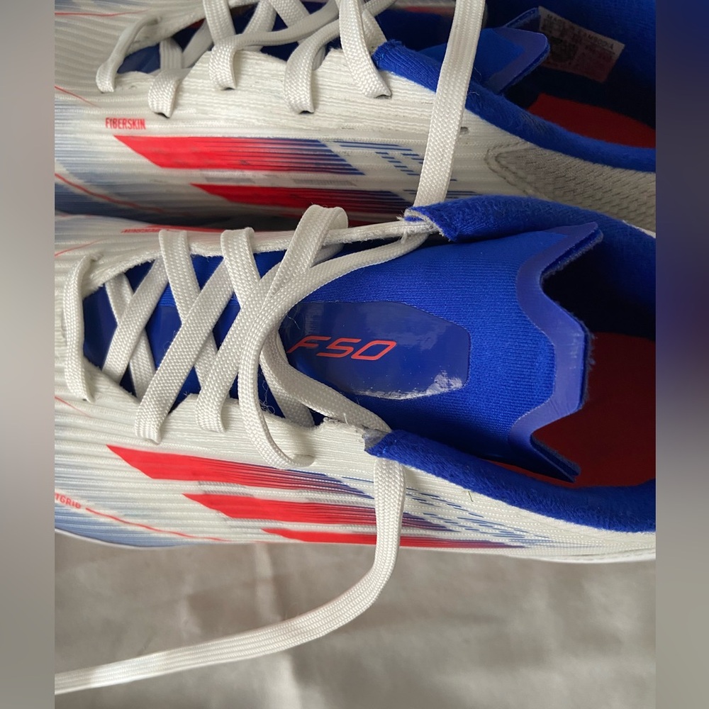 Adidas Soccer F50 League TF Unisex Fiberskin/Sprintgrid White Red Blue Sz 6.5 - Picture 4 of 9